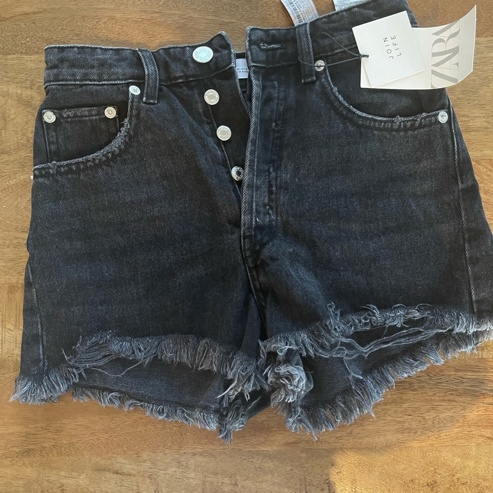 Zara high rise button shorts